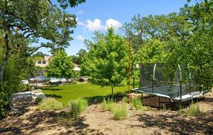 Luxury Wine Country Retreat Surrounded by Oaks & Open Skies - Sonoma, California