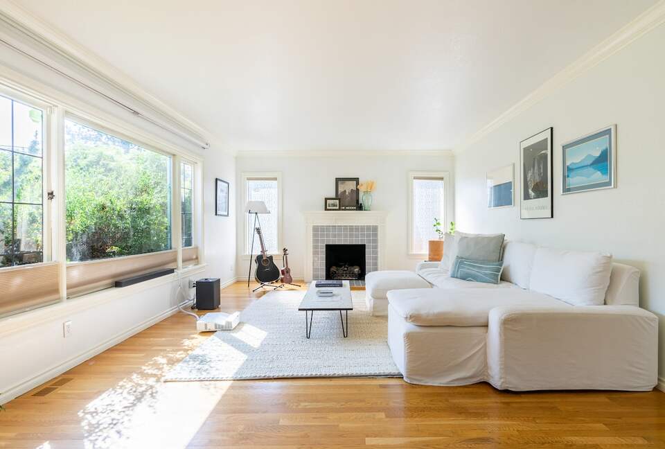 Modern Comfort in a Classic Beacon Hill Home - Seattle, Washington