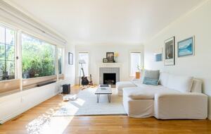 Modern Comfort in a Classic Beacon Hill Home - Seattle, Washington