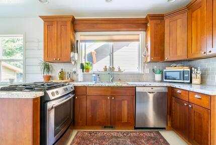 Modern Comfort in a Classic Beacon Hill Home - Seattle, Washington