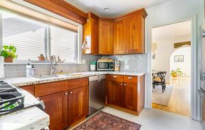 Modern Comfort in a Classic Beacon Hill Home - Seattle, Washington