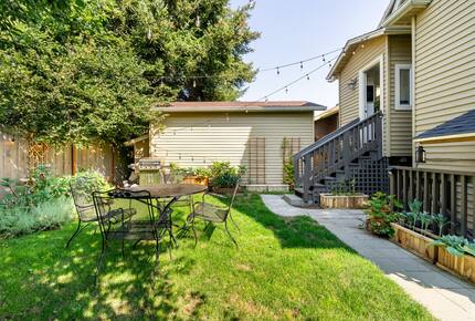 Modern Comfort in a Classic Beacon Hill Home - Seattle, Washington