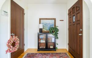 Modern Comfort in a Classic Beacon Hill Home - Seattle, Washington