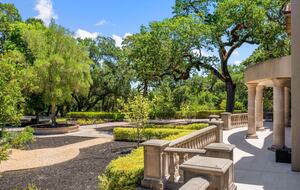 Luxury Wine Country Retreat Surrounded by Oaks & Open Skies - Sonoma, California