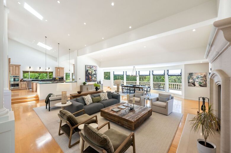 Luxury Wine Country Retreat Surrounded by Oaks & Open Skies - Sonoma, California