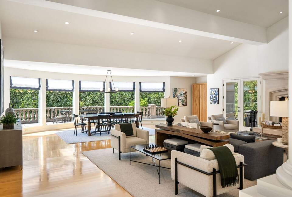 Luxury Wine Country Retreat Surrounded by Oaks & Open Skies - Sonoma, California