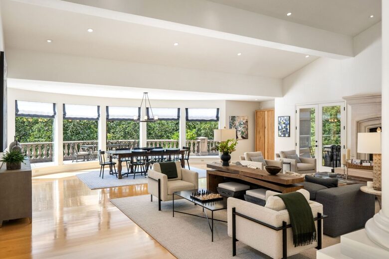 Luxury Wine Country Retreat Surrounded by Oaks & Open Skies - Sonoma, California