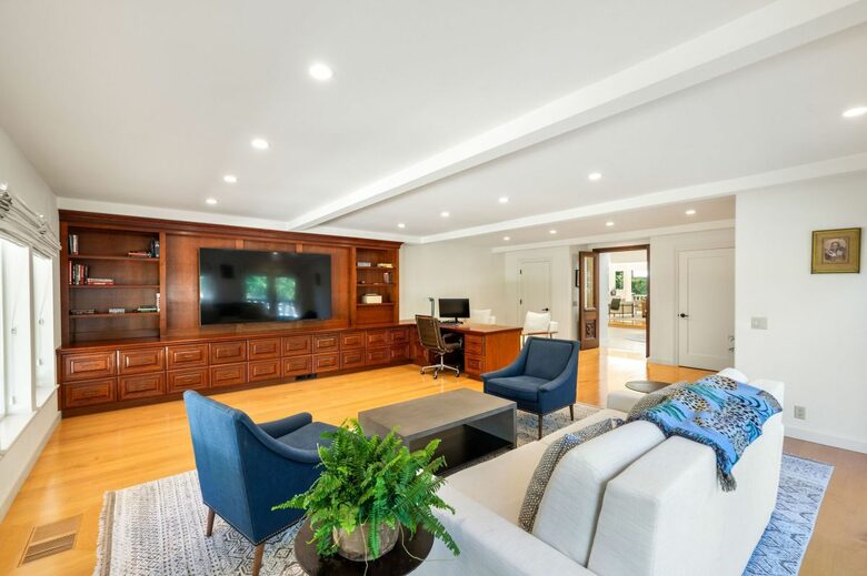 Luxury Wine Country Retreat Surrounded by Oaks & Open Skies - Sonoma, California