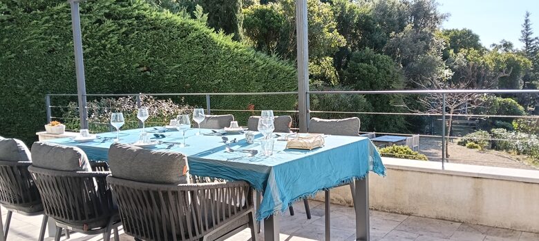 Sea-View Villa Above the Gulf of Saint-Tropez - Les Issambres, France