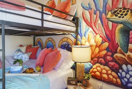 Siesta Key Tiki Hut Hideaway | With large private pool & spa - Sarasota, Florida