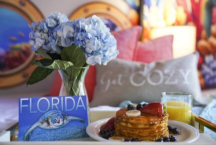 Siesta Key Tiki Hut Hideaway | With large private pool & spa - Sarasota, Florida