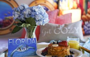 Siesta Key Tiki Hut Hideaway | With large private pool & spa - Sarasota, Florida