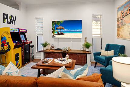 Siesta Key Tiki Hut Hideaway | With large private pool & spa - Sarasota, Florida