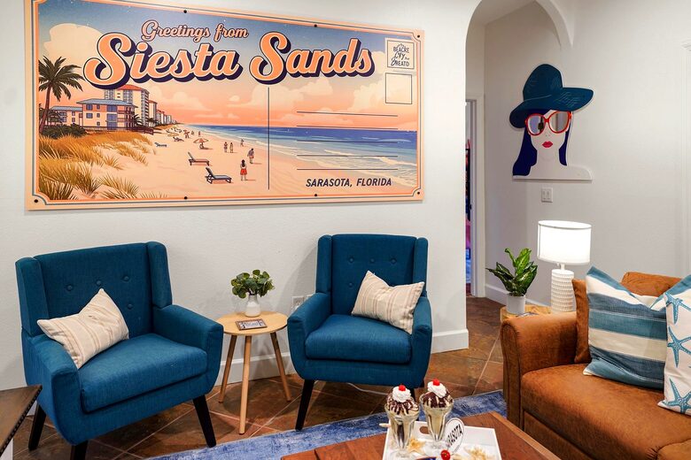 Siesta Key Tiki Hut Hideaway | With large private pool & spa - Sarasota, Florida