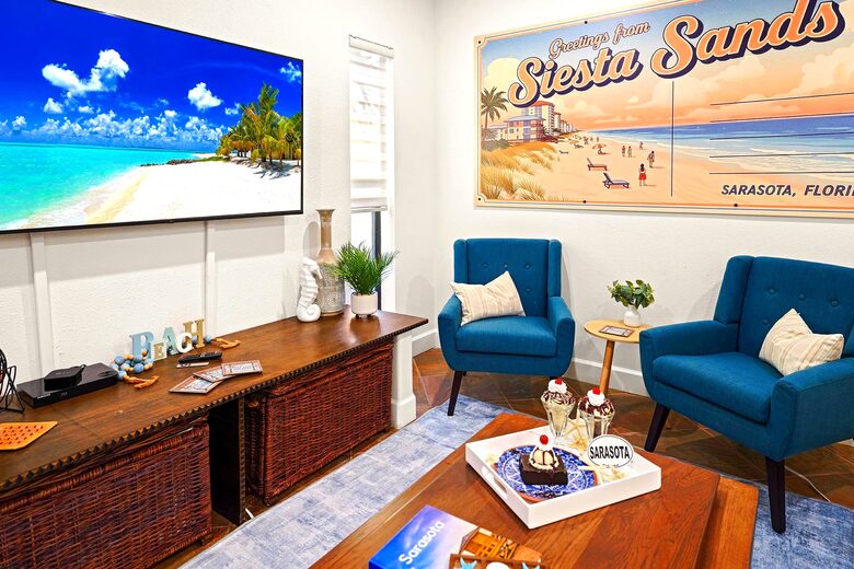 Siesta Key Tiki Hut Hideaway | With large private pool & spa - Sarasota, Florida