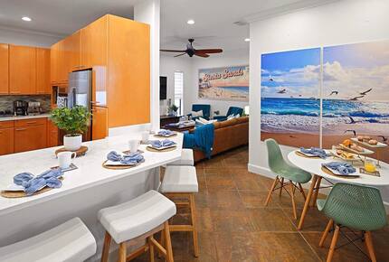 Siesta Key Tiki Hut Hideaway | With large private pool & spa - Sarasota, Florida