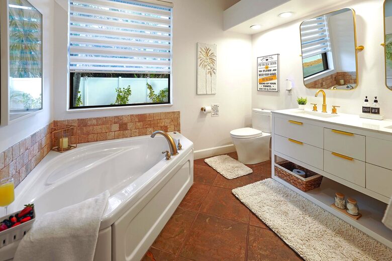 Siesta Key Tiki Hut Hideaway | With large private pool & spa - Sarasota, Florida