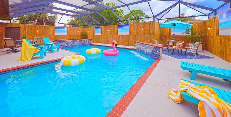 Siesta Key Tiki Hut Hideaway | With large private pool & spa - Sarasota, Florida