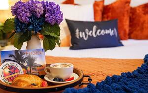 Siesta Key Tiki Hut Hideaway | With large private pool & spa - Sarasota, Florida