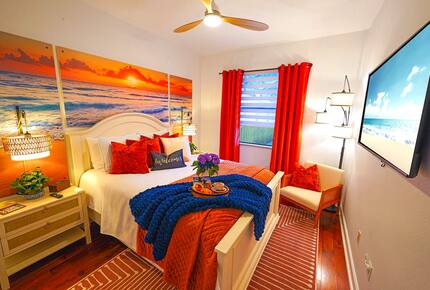 Siesta Key Tiki Hut Hideaway | With large private pool & spa - Sarasota, Florida