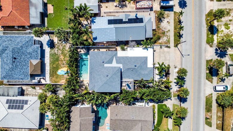 Clearwater Beach Bungalow - Clearwater Beach, Florida