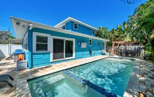 Clearwater Beach Bungalow - Clearwater Beach, Florida