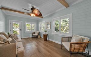 Clearwater Beach Bungalow - Clearwater Beach, Florida