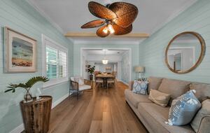 Clearwater Beach Bungalow - Clearwater Beach, Florida