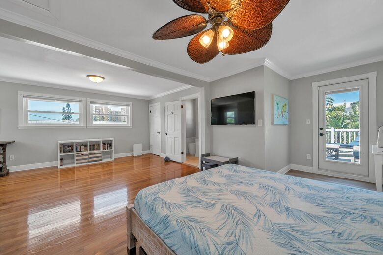 Clearwater Beach Bungalow - Clearwater Beach, Florida