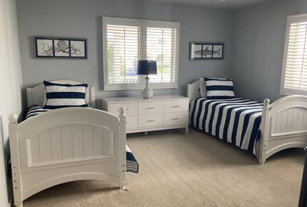 A Relaxed Coastal Home with Pool Near Avalon Beach - Avalon, New Jersey