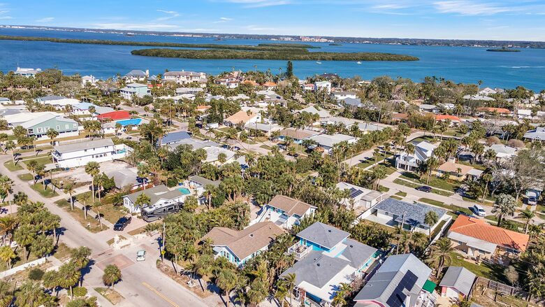 Coastal Triplex - A block from beach! - Clearwater, Florida
