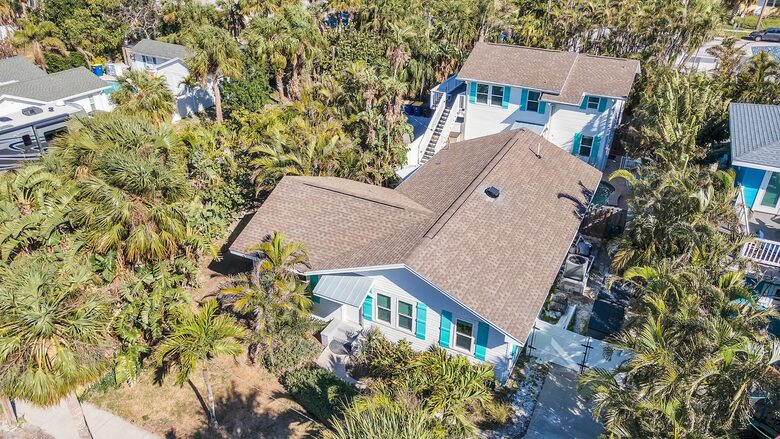 Coastal Triplex - A block from beach! - Clearwater, Florida