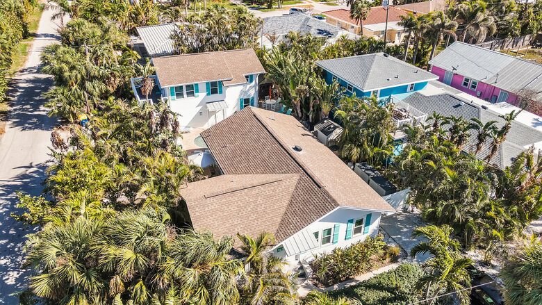 Coastal Triplex - A block from beach! - Clearwater, Florida