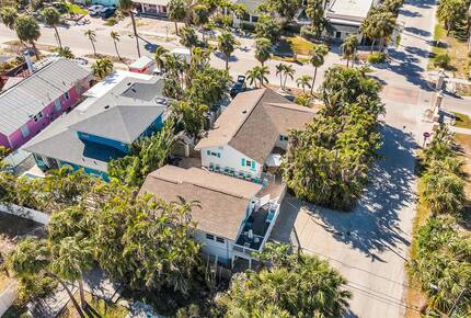 Coastal Triplex - A block from beach! - Clearwater, Florida