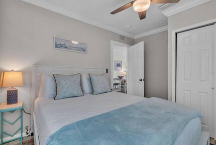 Coastal Triplex - A block from beach! - Clearwater, Florida