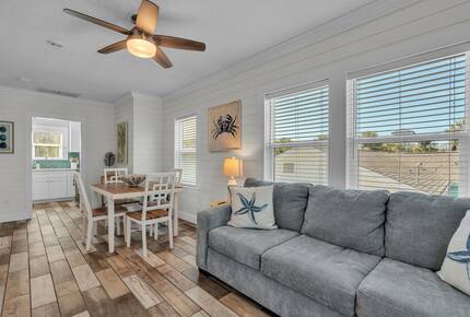 Coastal Triplex - A block from beach! - Clearwater, Florida