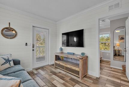 Coastal Triplex - A block from beach! - Clearwater, Florida