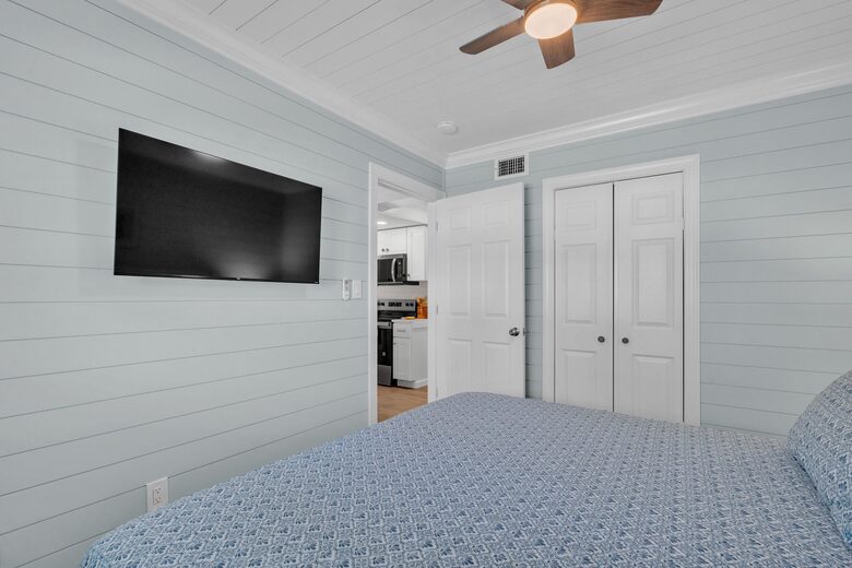 Coastal Triplex - A block from beach! - Clearwater, Florida