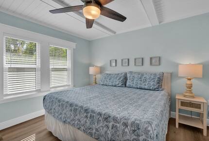 Coastal Triplex - A block from beach! - Clearwater, Florida