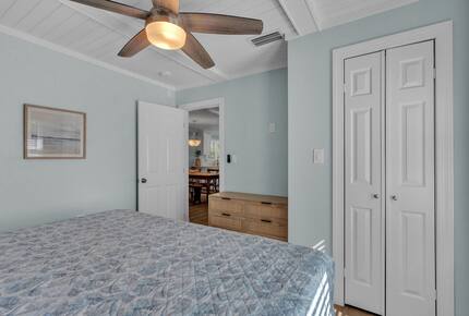 Coastal Triplex - A block from beach! - Clearwater, Florida