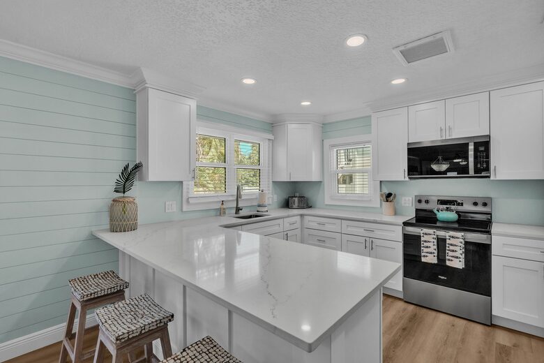 Coastal Triplex - A block from beach! - Clearwater, Florida