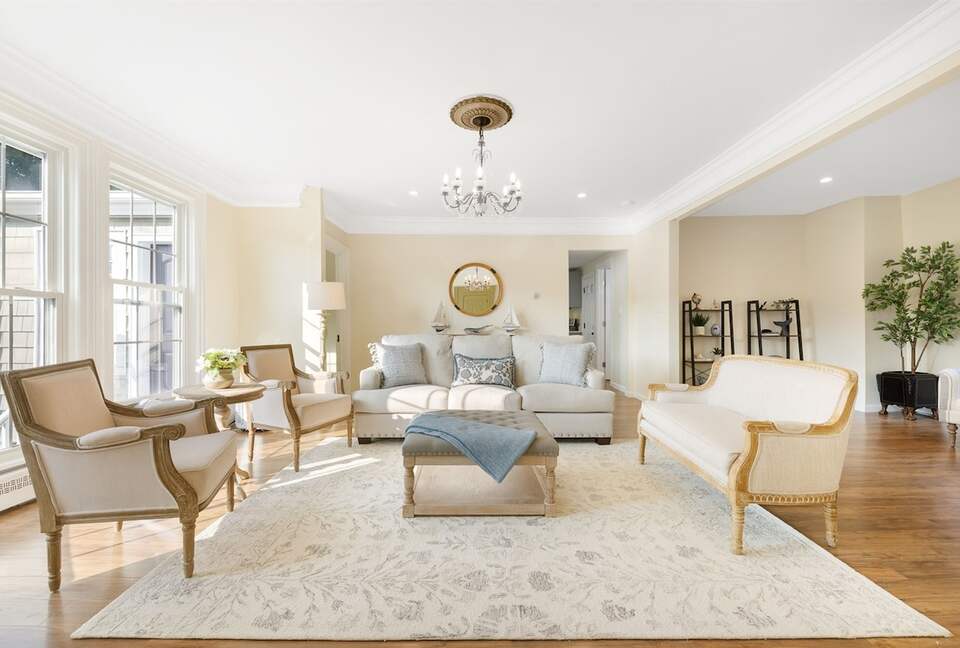 Renovated 1834 Home in the Heart of Mystic - Stonington, Connecticut