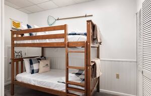 Riverfront Chalet Retreat near Harpers Ferry - Harpers Ferry, West Virginia