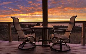 Covered Lanai - Sunset waterfront views, hot tub, smart TV