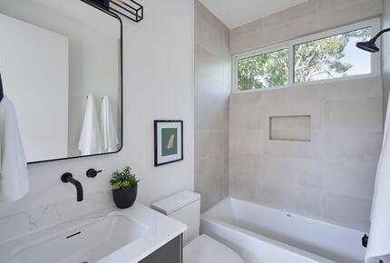 Modern East Austin Retreat with Private Yards Near Downtown - Austin, Texas