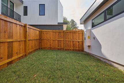 Modern East Austin Retreat with Private Yards Near Downtown - Austin, Texas