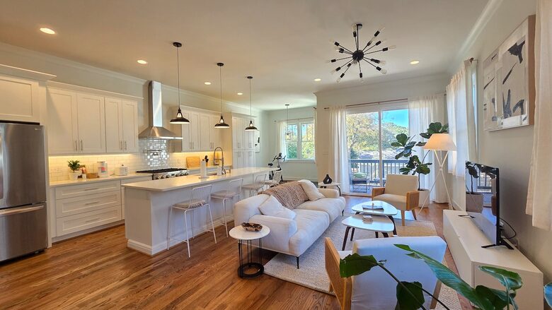 Modern Grant Park Townhouse with BeltLine Access & Private Balconies - Atlanta, Georgia