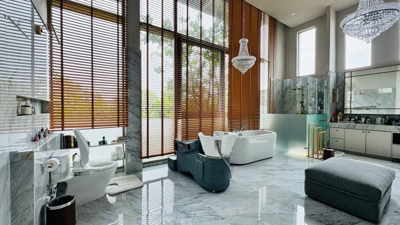 Private Glass House Estate with Pool and Garden in Bangpakong - Chachoengsao, Thailand