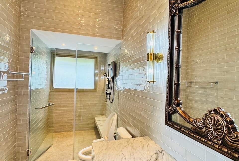 Private Glass House Estate with Pool and Garden in Bangpakong - Chachoengsao, Thailand