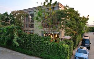 Private Glass House Estate with Pool and Garden in Bangpakong - Chachoengsao, Thailand